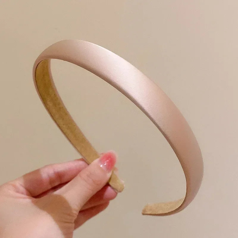 Bandeau Satin Rembourré - Serre-Tête Élégant pour Cheveux
